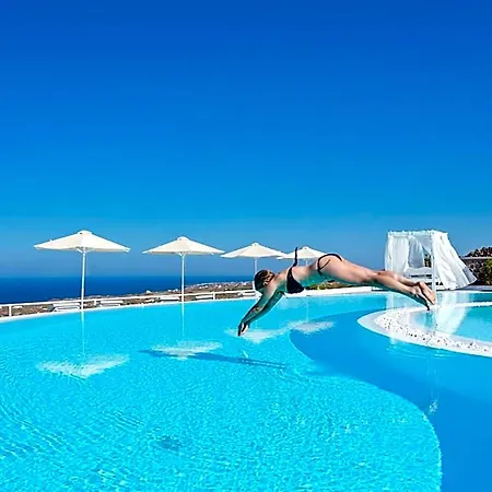 Amber Light Hotel 4*