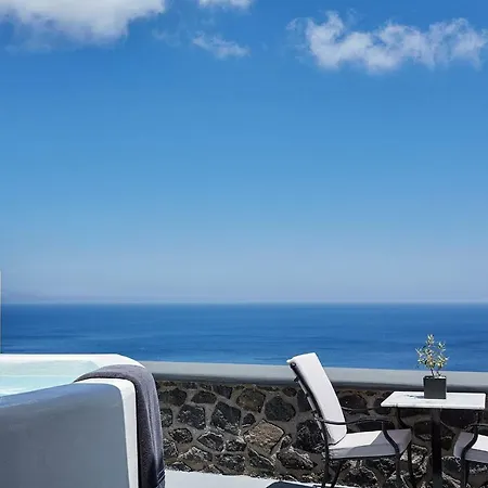 أمبير لايت فيلاز 4*