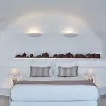 Amber Light Imerovigli (Santorini)