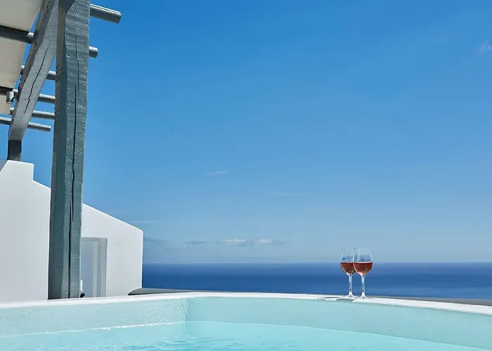 Amber Light Hotel 4*